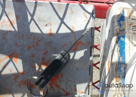 2010 Ford Escape Xlt from USA, damaged, VIN 1FMCU9D78AKD08192